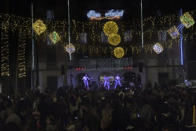 Castelldefels_celebra_lencesa_de_llums_nadalencs_aquest_dissabte.jpg