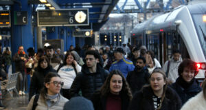 La Generalitat fixa uns serveis mínims del 66% en hora punta a la vaga dels maquinistes de Ferrocarrils durant el Mobile