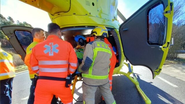 Rescat en helicòpter. Foto: Bombers