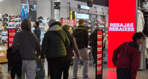 Més de 70 entitats reclamen un Pacte Nacional pel Comerç i l’Hostaleria davant del “risc” que corre el sector